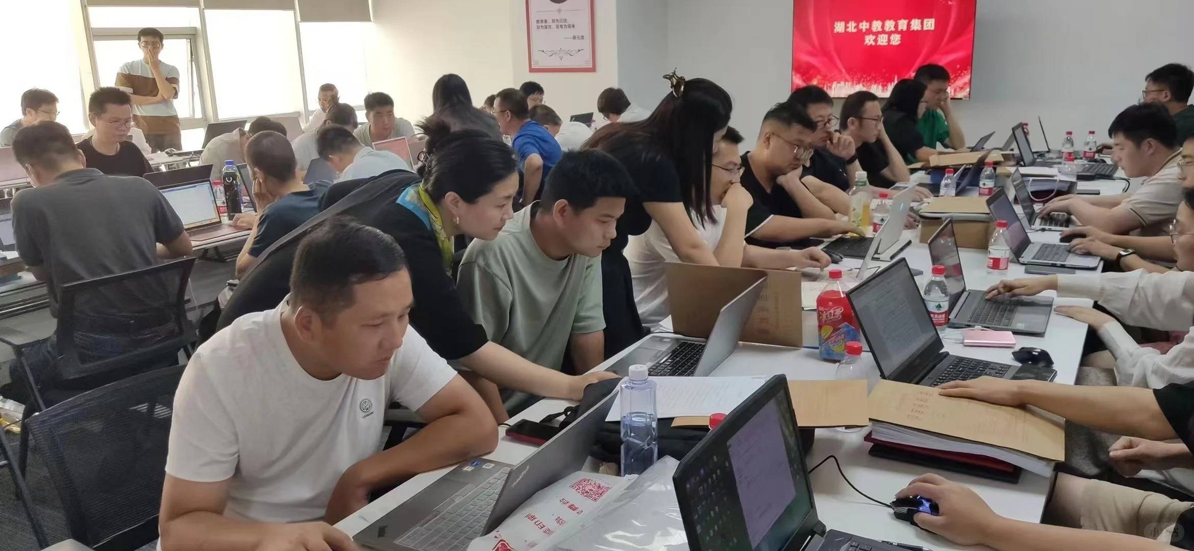 職稱必須一級(jí)一級(jí)評(píng)嗎？跳過中級(jí)直接報(bào)高級(jí)有可能嗎？