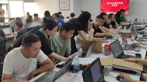 武漢市職稱申報(bào)系統(tǒng)入口-從注冊到提交的完整指南  